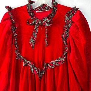 Vintage Komar Red Ruffle Christmas Robe Nightgown Made in USA M Plaid Coquette